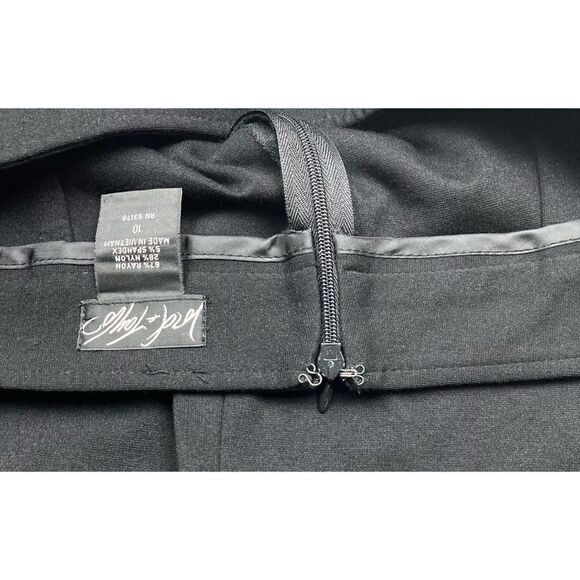 Lord and Taylor black pencil skirt - Picture 5 of 5